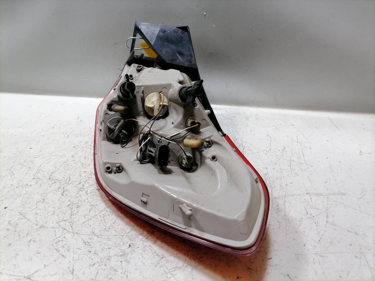 Opel Astra J original R&uuml;cklicht R&uuml;ckleuchte Schlussleuchte links Kombi Bj.2012